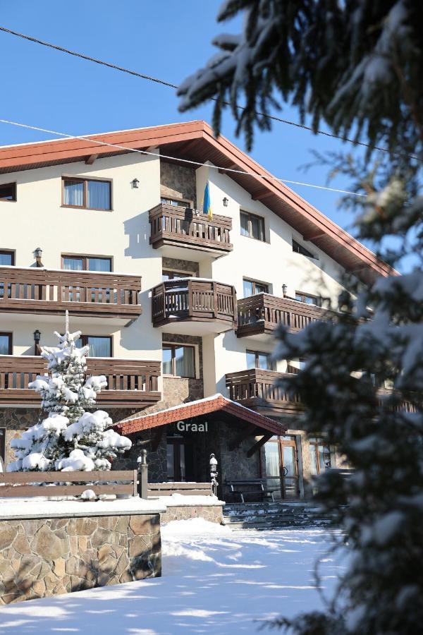 Graal Resort Bukovel Ngoại thất bức ảnh