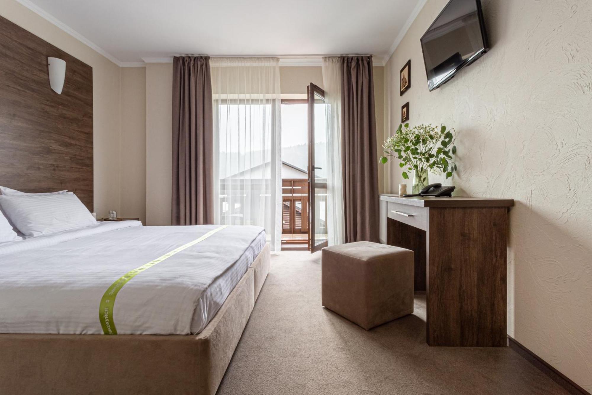 Graal Resort Bukovel Ngoại thất bức ảnh