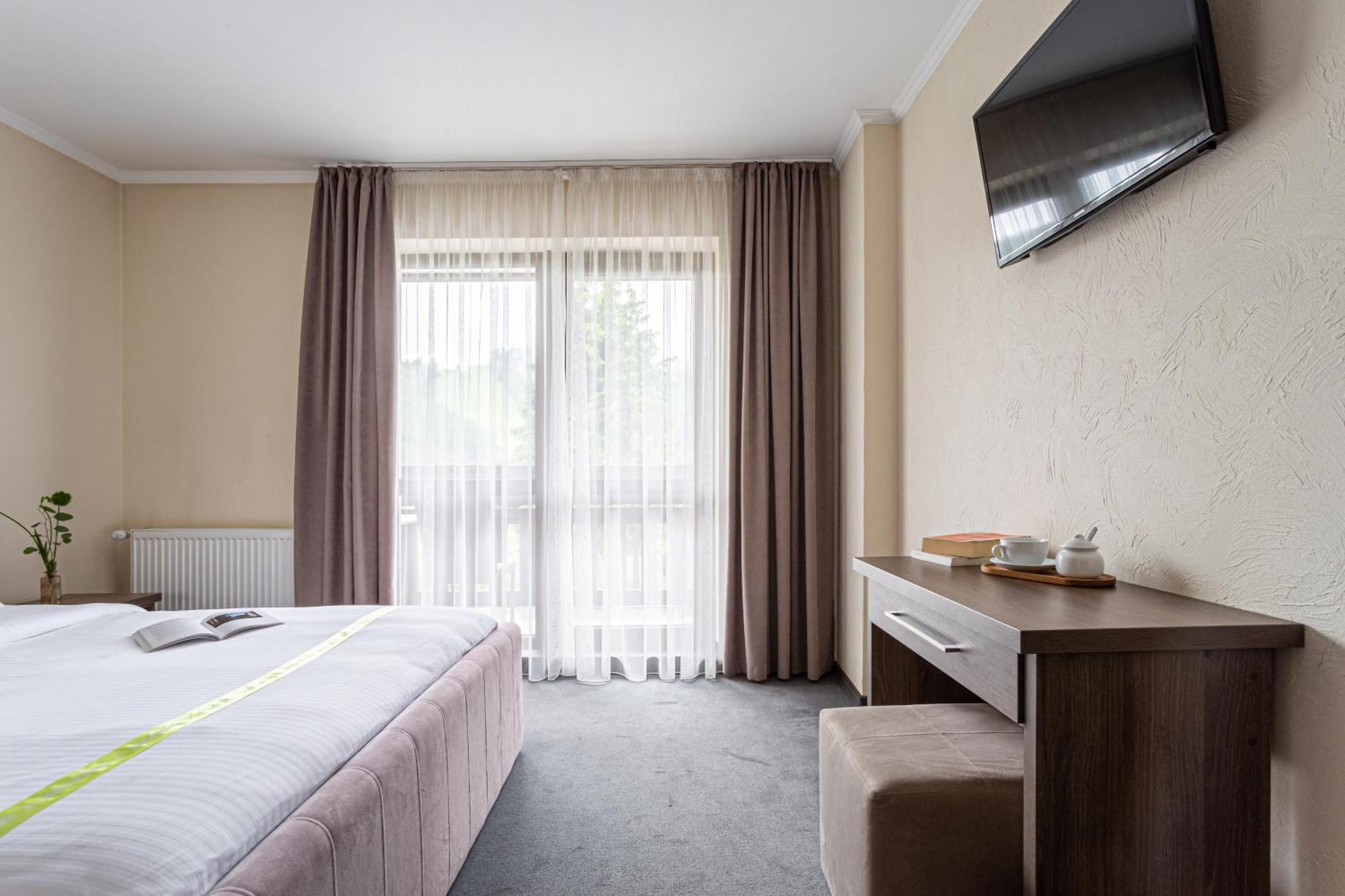 Graal Resort Bukovel Ngoại thất bức ảnh