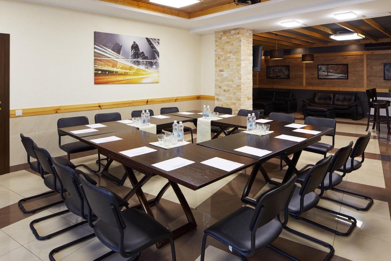 Graal Resort Bukovel Ngoại thất bức ảnh