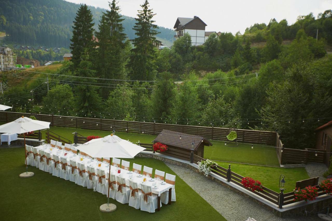 Graal Resort Bukovel Ngoại thất bức ảnh